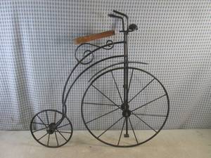 lot 199 image: (C-3) Vintage Metal High-Wheel Bicy...