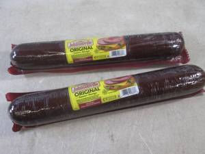 lot 239 image: (EC2) 2 - 32oz (2 Lb) Johnsonville ...
