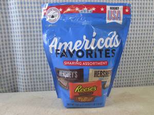 lot 251 image: (B-2) Sharing Assortment Bag of Hes...