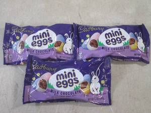 lot 256 image: (B-1) 3 Bags of Cadbury Mini Eggs 7...