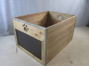 lot 18 image: (A-1) Wood Pet BoxCrate with Chalk...