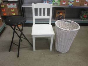 lot 20 image: (BR1) Wicker Hamper, Wood Chair and...