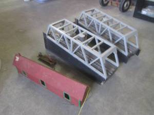 lot 35 image: (EC1) Vintage Train Track Bridges w...