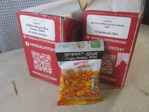 lot 39 image: (EC2) 24 Bags of Buffalo Wing & Blu...