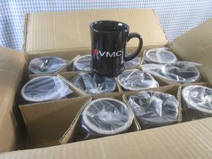 lot 111 image: (A-1) Case of 24 New Black 14oz Mug...