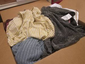 lot 186 image: (A-4) Big Box Full of Assorted Wome...