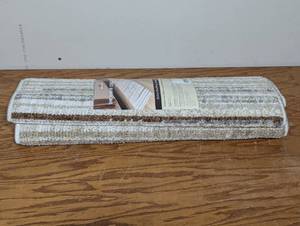 lot 5 image: MOHAWK - The Verve Collection Runner Rug, Zenya Tan 23.5 x 72