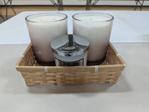 lot 54 image: Small Wicker Tray with 3 AMAZING Candles - 2 Large and 1 Small