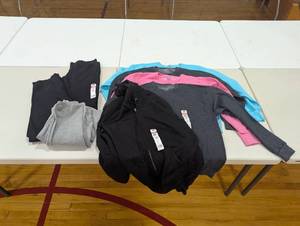 lot 41 image: Mixed Lot - 8 Fruit of the Loom Sweatshirts, Sweatpants - 1 zip up
