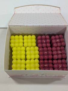 lot 65 image: Candle Gift Box Set - 12 Candles Total