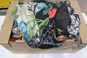 lot 72 image: Mixed box of New Clothes - Mainly womens (TargetWalmartChristopher Banks) 40 pieces