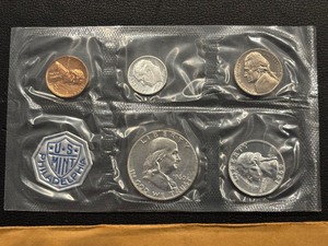 lot 7 image: 1960 Proof Set