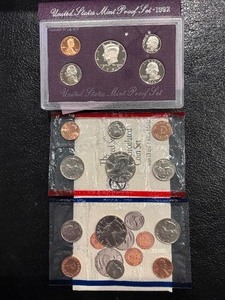 lot 20 image: 1992-S Proof and P & D Mint Sets