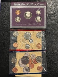 lot 22 image: 1990-S Proof and P & D Mint Sets