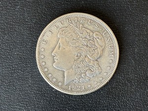 lot 80 image: 1921 Morgan Dollar