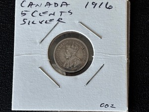 lot 67 image: 1916 Canada 5 Cent Silver
