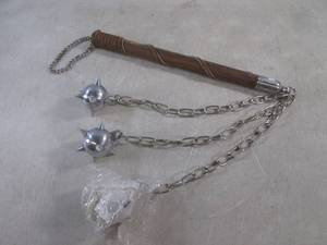 lot 5 image: (H-2) 3 Ball Medieval Flail Mace - ...