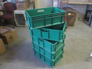 lot 148 image: (BR1) 5 Stackable Plastic Bins with...