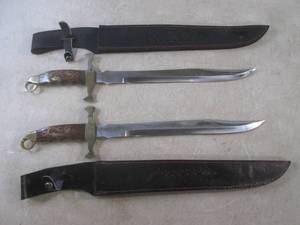 lot 170 image: (D-3) 2 - 19 12 As-Is Knives with...
