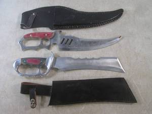 lot 179 image: (D-3) 2 - 15 As-Is Knives with She...