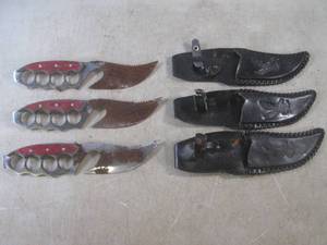 lot 213 image: (BSB) 3 As-Is 11 Knives with Sheat...