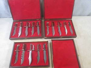 lot 244 image: (CS) 3 Collector 5pc Mini Knife Box...