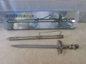 lot 259 image: (EW4) 19 Decorative Small Sword wi...
