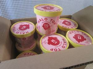 lot 347 image: (B-1) 12 Halo Strawberry Cake Mix C...