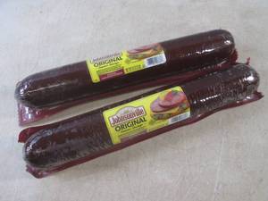 lot 371 image: (EC2) 2 - 2 Pound Johnsonville Orig...