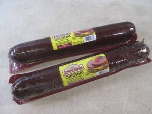 lot 372 image: (EC2) 2 - 2 Pound Johnsonville Orig...