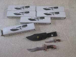 lot 43 image: (EC1) 6 Mini 2pc Knife Sets with Sh...