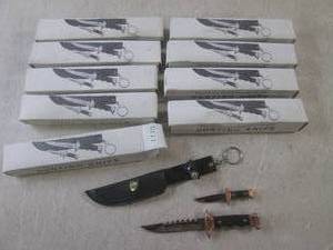 lot 48 image: (EC1) 9 Mini 2pc Knife Sets with Sh...