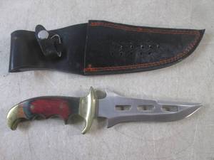 lot 65 image: (BS) 10 12 Wood Handle Fixed Blad...