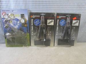 lot 99 image: (CS) Multipurpose Tools with Pouche...
