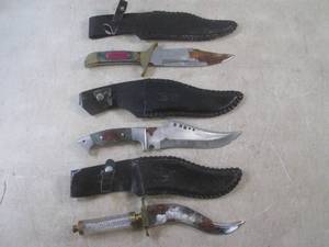 lot 129 image: (BS) 3 Knives with Sheaths in Poor ...