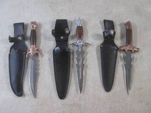 lot 137 image: (BS) 3 Decorative Knives with Sheat...