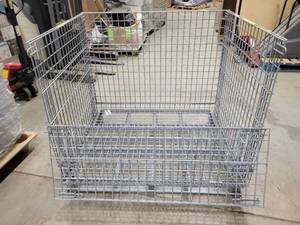 lot 28 image: Metal Crate with Hinged Sides (535986) 48 L by 39 W by 41.75 T