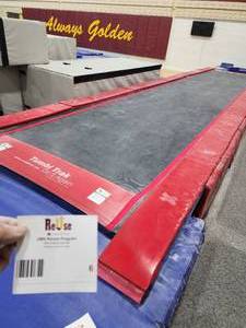 lot 6 image: Tumble track