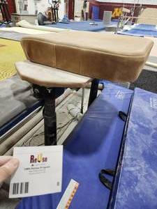 lot 8 image: Training Vault Table