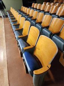 lot 63 image: NEW LOT ADDEDVintage Classroom seating