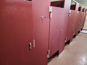 lot 70 image: NEW LOT ADDED aluminum framed and plastic resin bathroom dividers