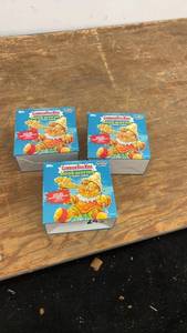 lot 242 image: three boxes of garbage pale kids- new