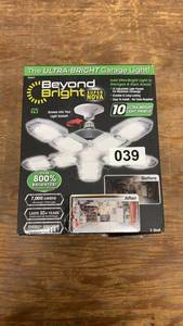 lot 39 image: Beyond Bright Super Nova Ultra-Bright Garage Light with 10 Adjustable Panels