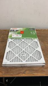 lot 71 image: 3 Pack of HDX 16x25x1 Air Filters