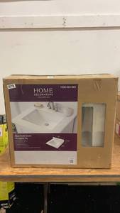 lot 79 image: Home Decorators Collection Snow Orchid Quartz 25 Vanity Top