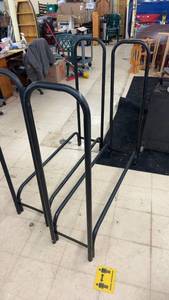 lot 165 image: Material Handling Cart for Indoor Use