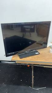 lot 189 image: Magnavox LED TV with HDMI and Dolby Digital Support