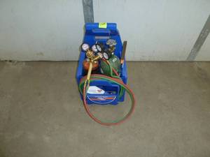 lot 120 image: Uniweld Gas Torch Kit