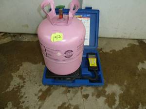 lot 142 image: 410A Refrigerant Gas Pink