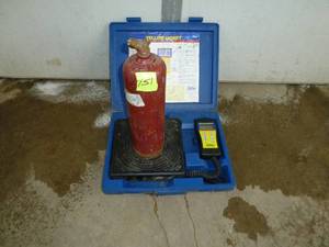 lot 151 image: Acetylene Tank Red